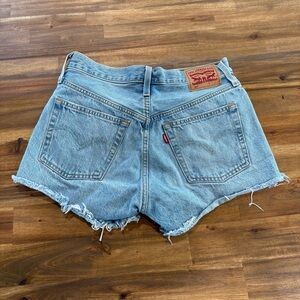 501 Levi's Light Blue Jean Shorts Women